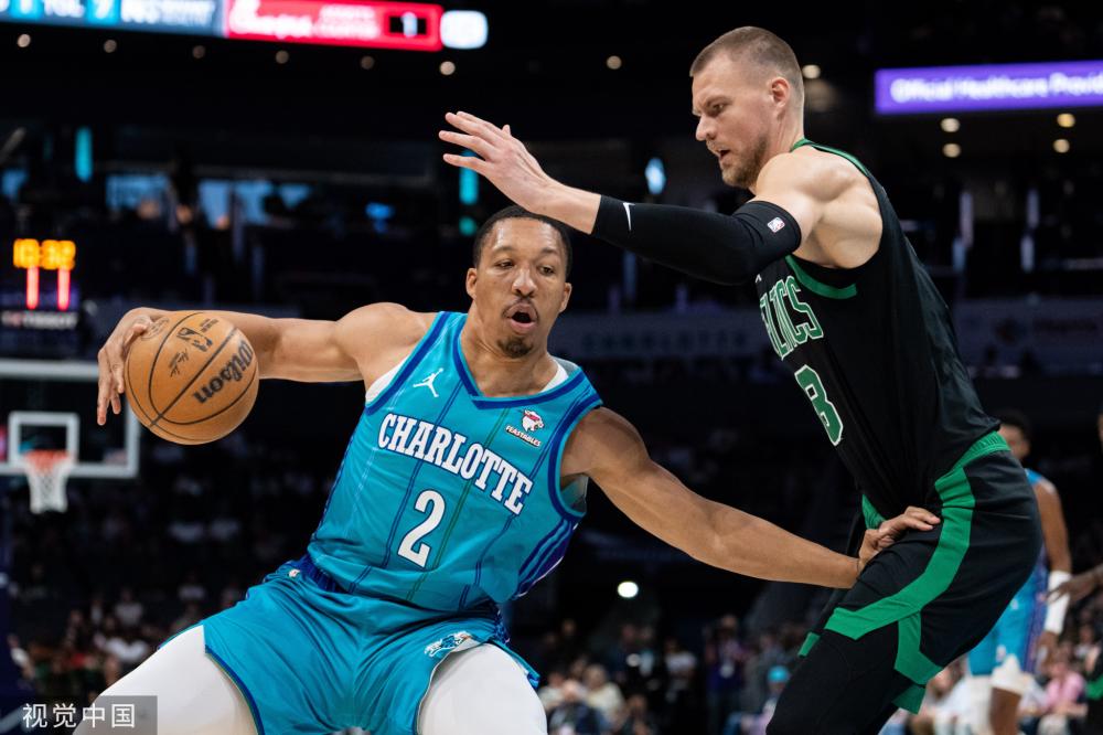 队的长远影 队的长远影