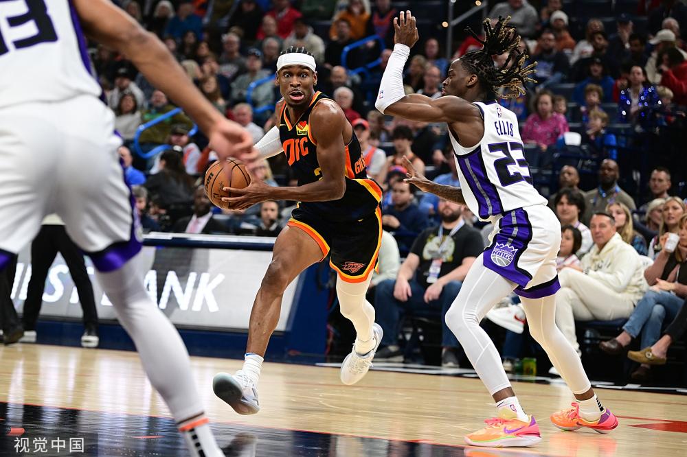 场上继续驰 场上继续驰